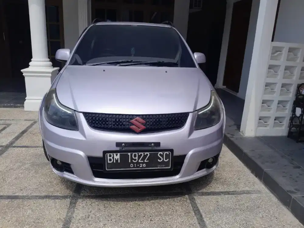 Suzuki x-over 2010