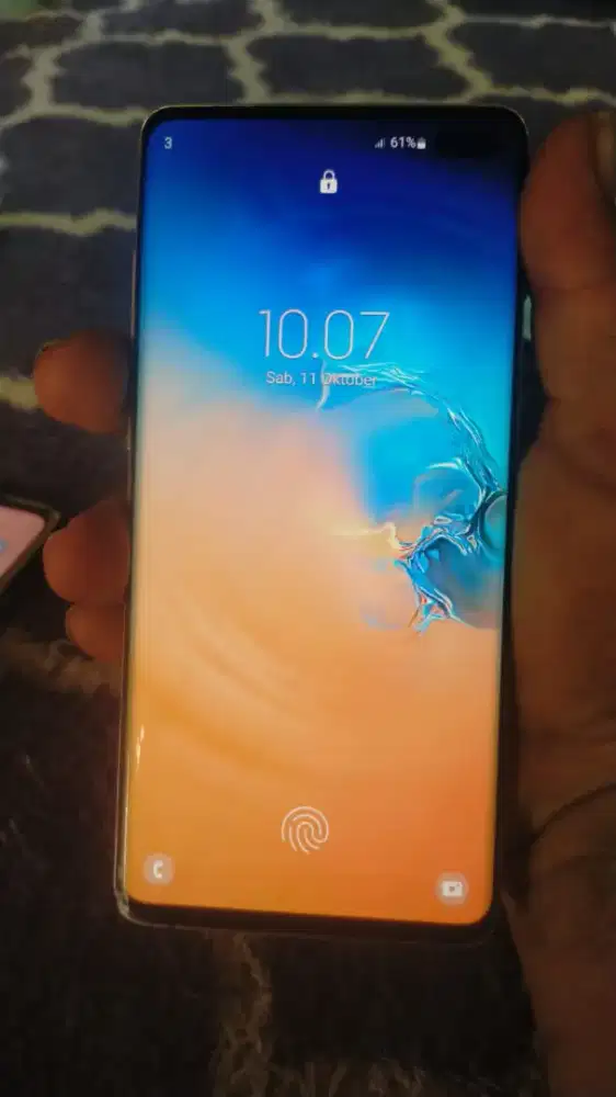 Jual samsung s 10 + lengkap (8/512)