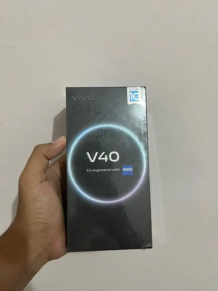 New Vivo V40 5G 12/256