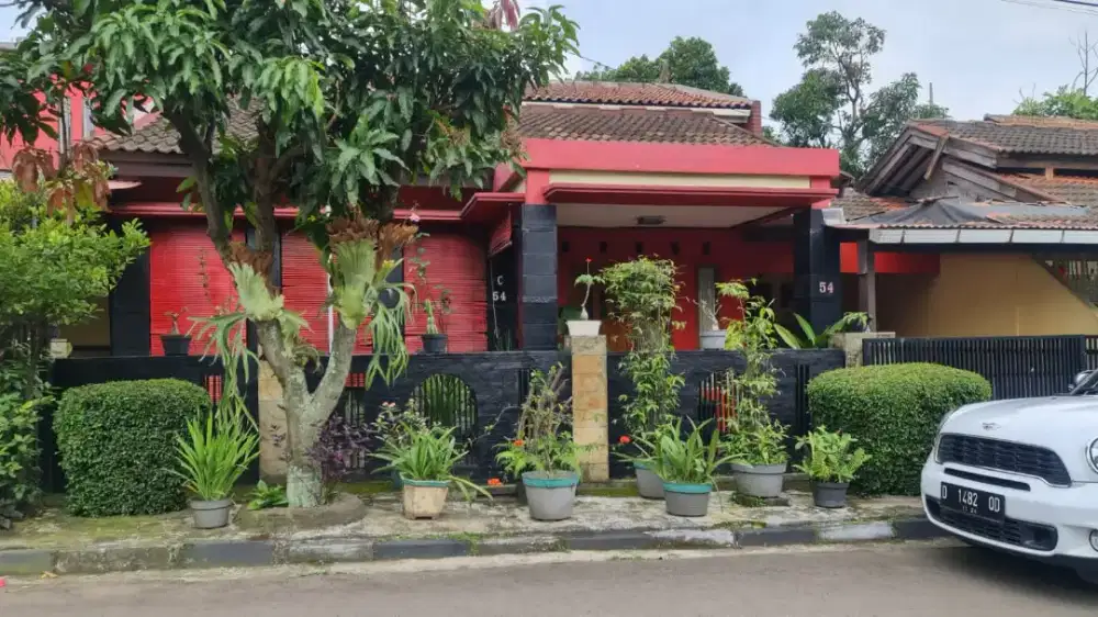 Rumah mewah Kualitas bangunan Bagus di leuwih gajah Cimahi
