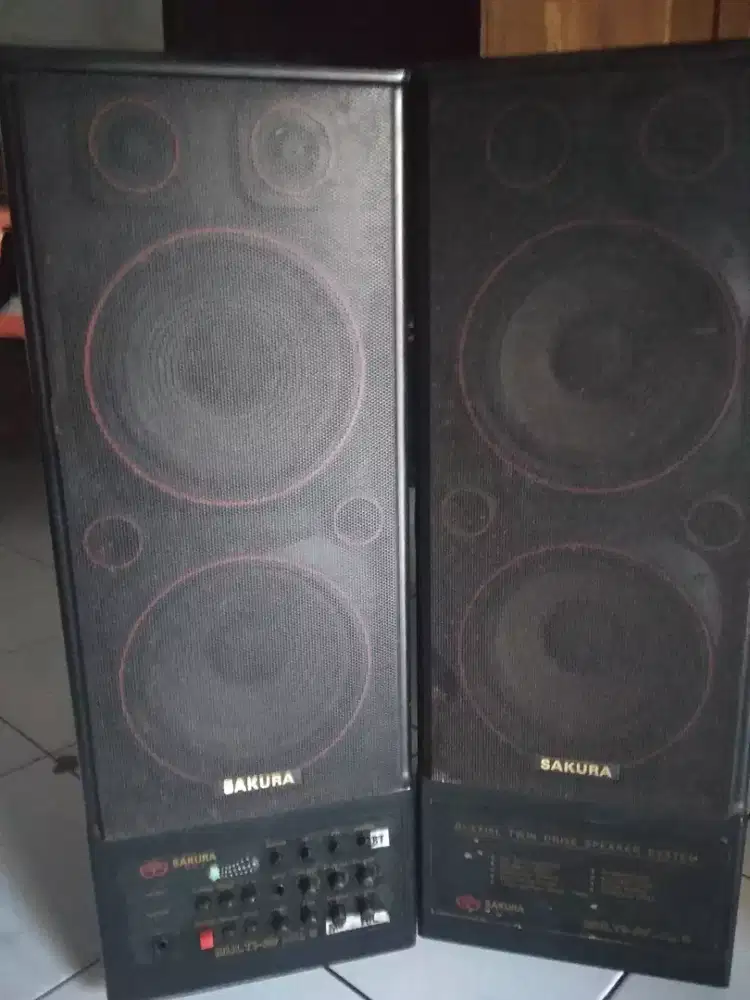jual sepasang Aktif speaker, merek sakura