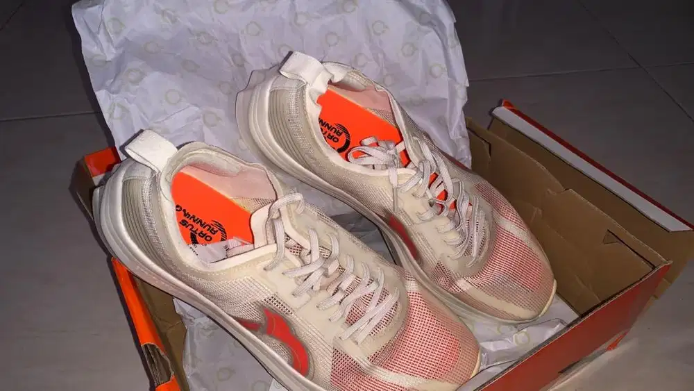 SEPATU RUNNING ORTUSIGHT HYPERSONIC 1.3
