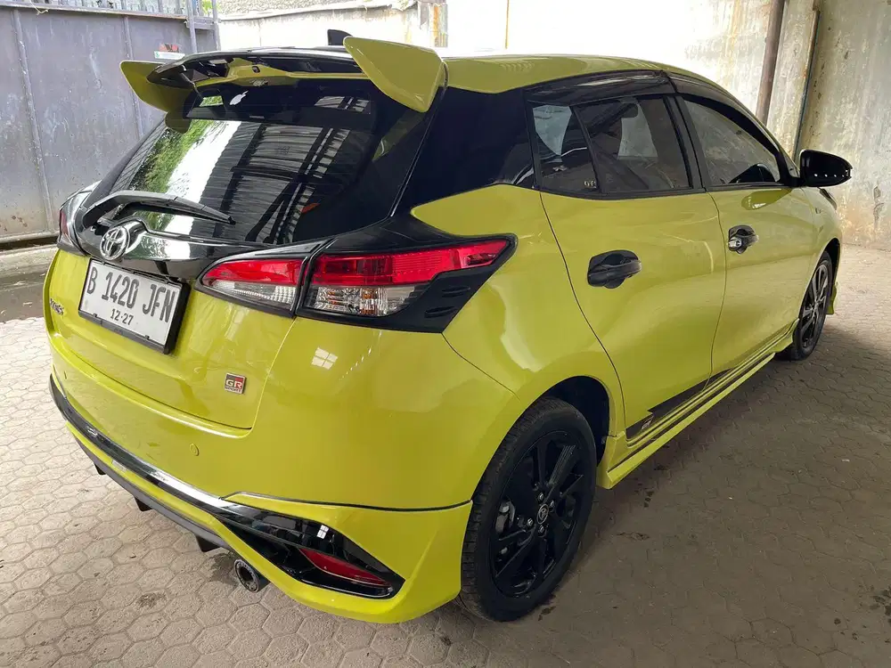 yaris S GR sport at 2022 kuning km low