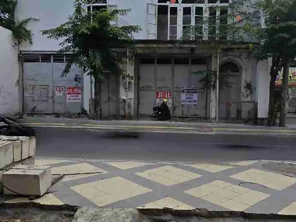 Surabaya kota. jln Karet. komersial area