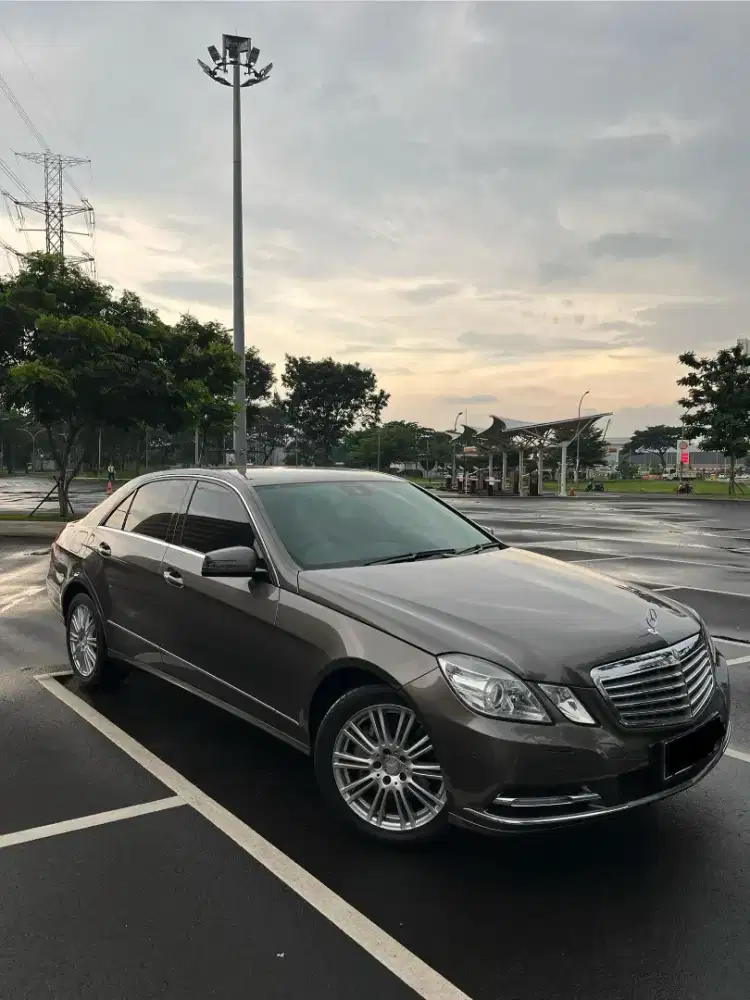 Mercedes Benz E300 Elegance Facelift 2011