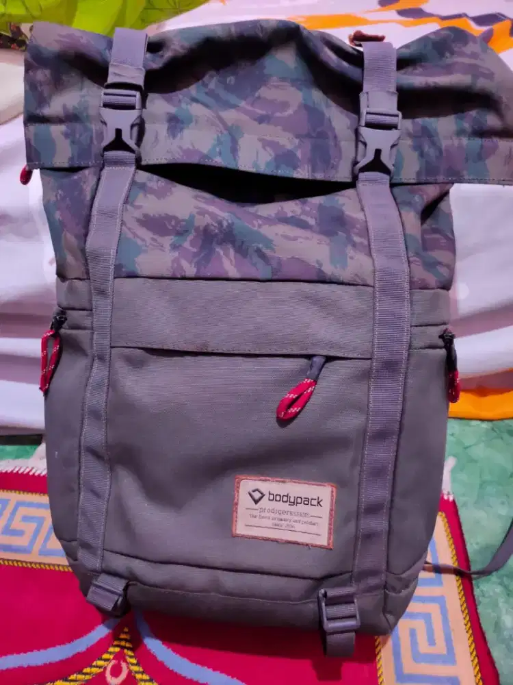 Tas laptop tas ransel tas gunung
