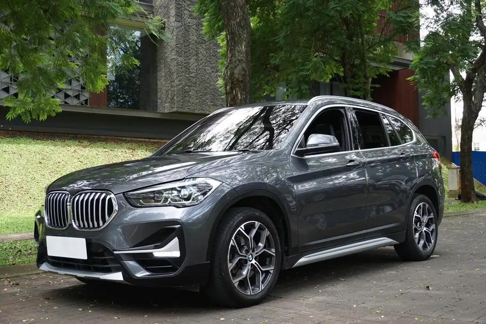 Best Buy BMW X1 F48 Facelift LCI  sDrive18i xLine 2019 /2020 Abu2 Grey