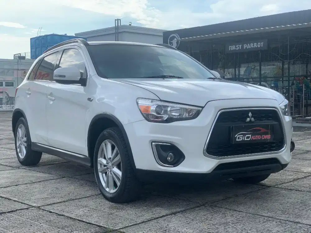 [TDP 35 Jt]Mitsubishi Outlander PX 2016 AT 2.0 Nego Cash kredit