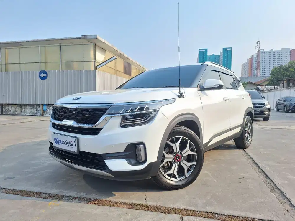 DP MURAH - KIA Seltos 1.4 E Bensin-AT 2021
