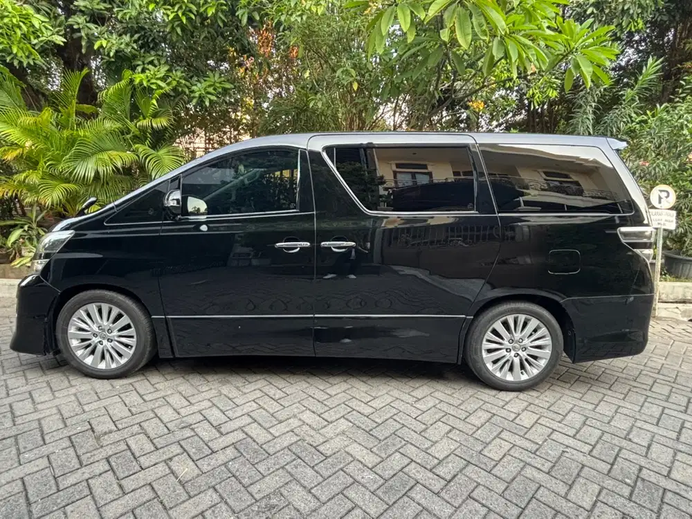 Toyota Vellfire 2012 Bensin