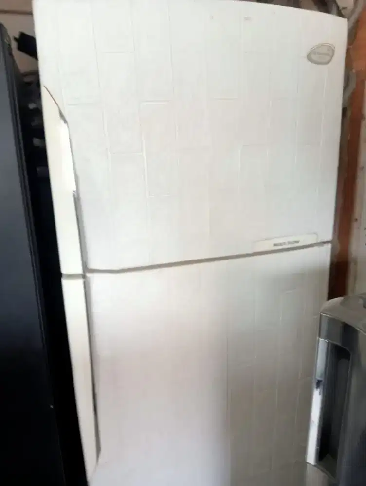 Kulkas jumbo 600ltr elektroluk