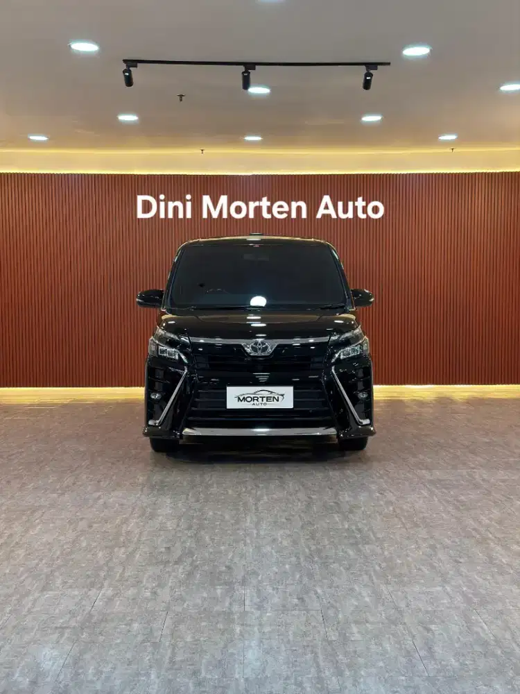 ( KM 34rb ) Toyota Voxy 2.0 at 2019 Mobil dijamin Gress dan bergaransi