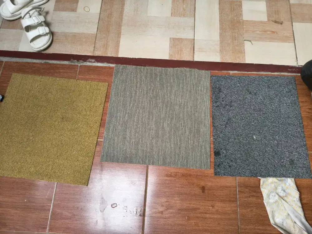 Karpet tile ex kantor 50x50
