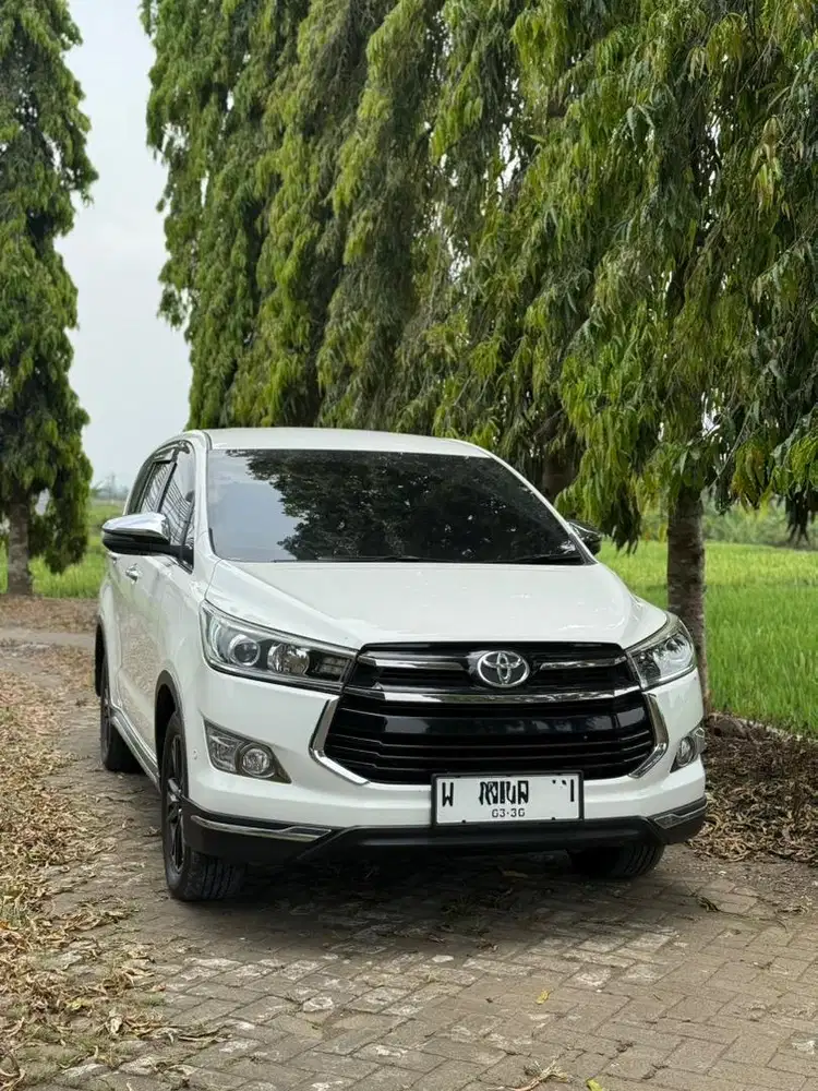Innova venturer 2017 diesel matic