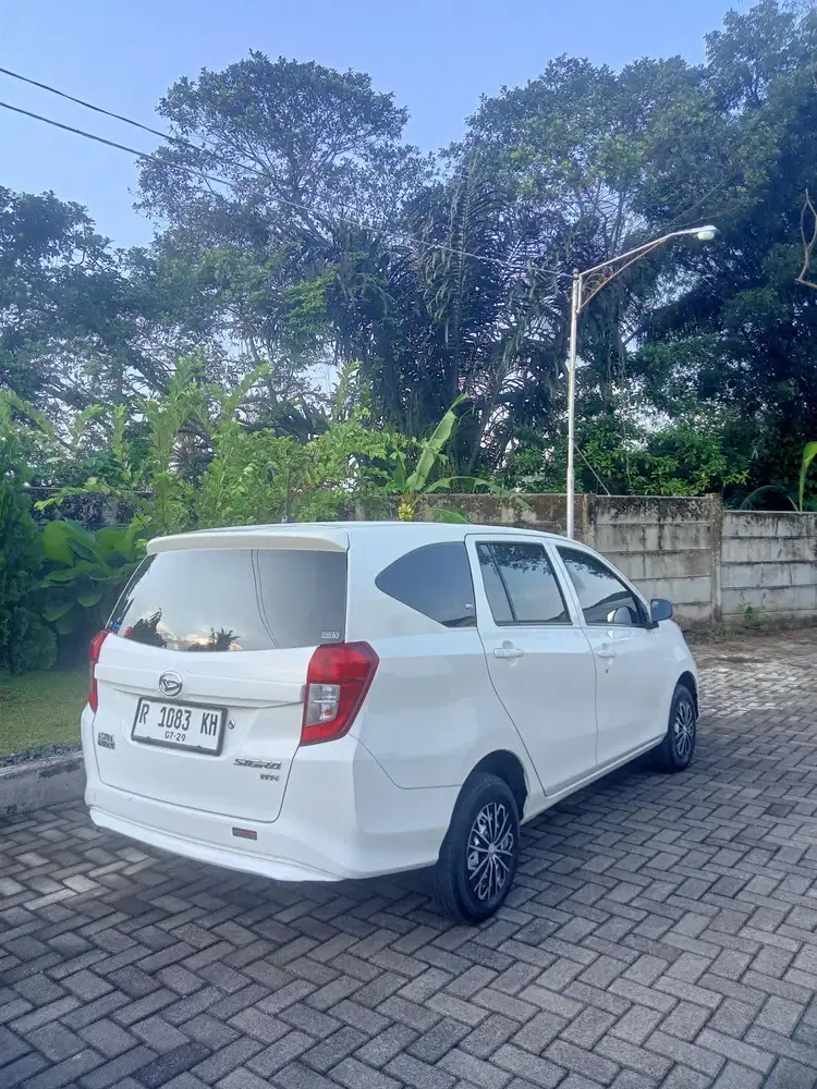 Daihatsu Sigra 2024 Bensin