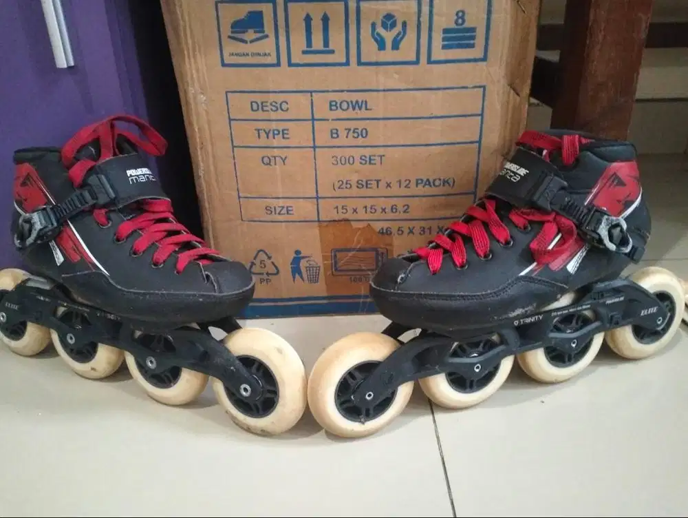 Sepatu Roda Powerslide ukuran 35