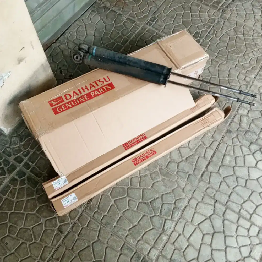 Shockbreaker belakang Ayla original Astra Daihatsu 48531-BZ531-001