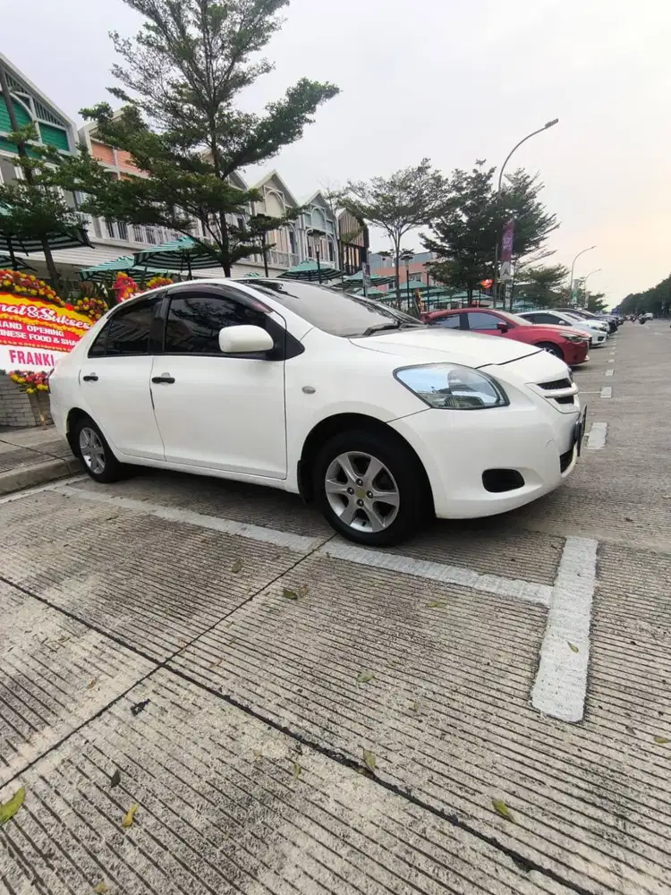VIOS 1,5 MT PUTIH, MOBIL IRIT & GAK REWEL