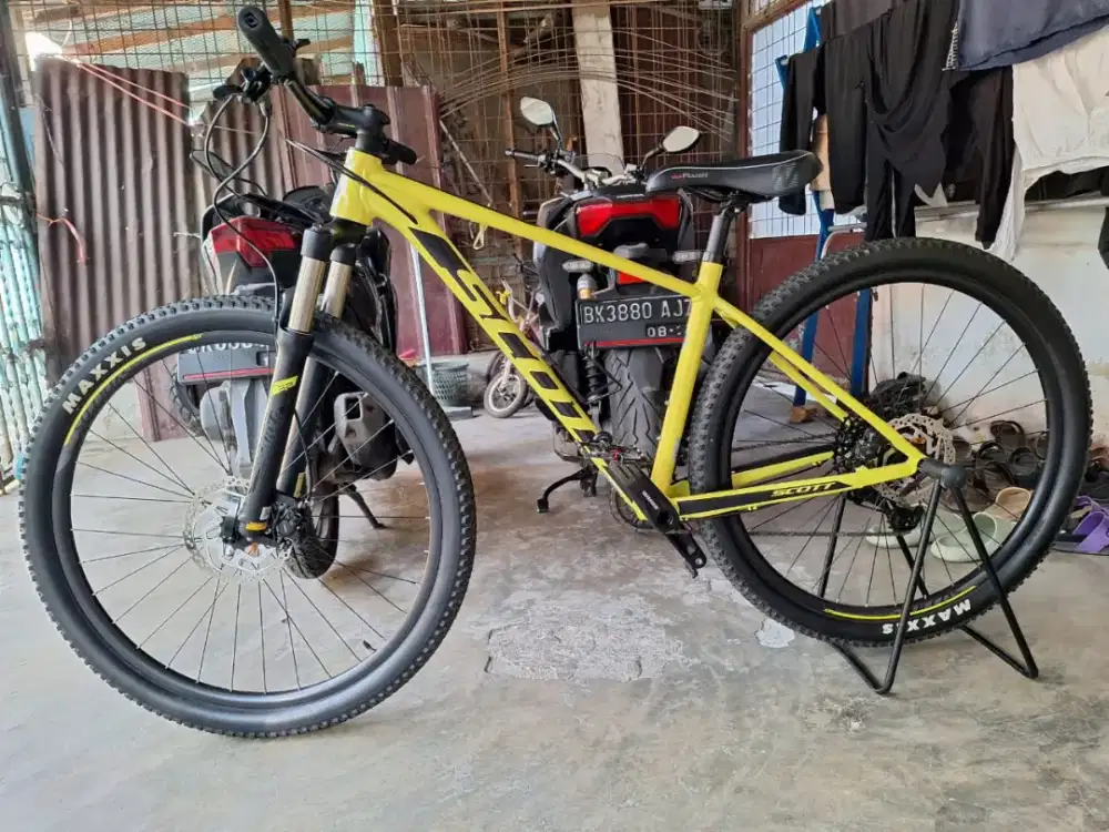 Dijual Sepeda Gunung Merk Scott