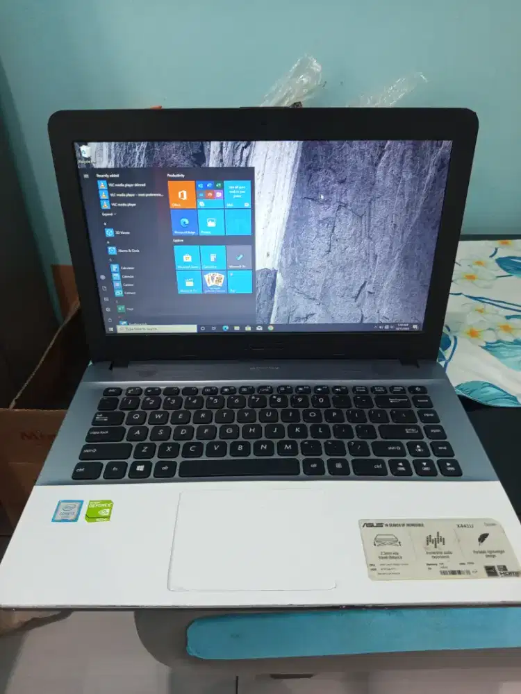 Laptop Asus X441U . Core i3 . Ram 12gb/SSD + Nvidia 2gb +hardisk