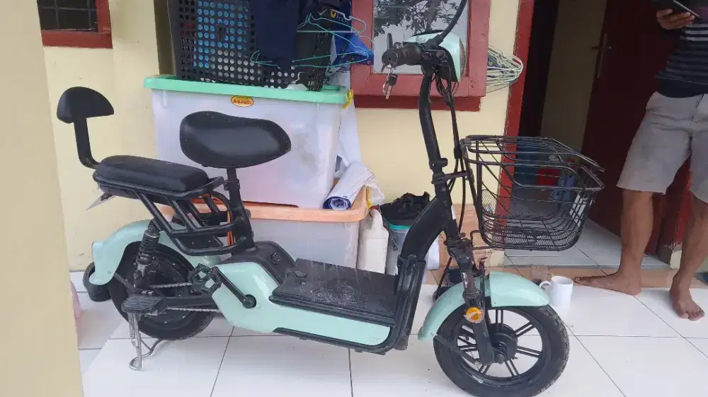 Sepeda listrik Viar U1