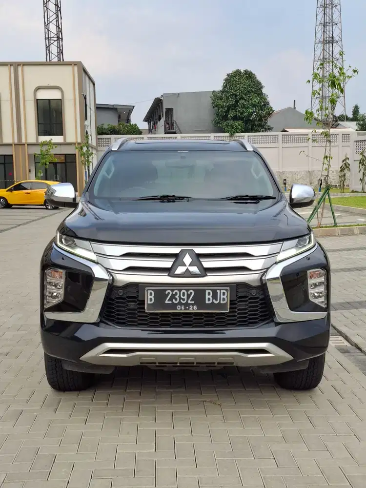 Mitsubishi Pajero Dakar sport KM 58 rb hitam 2021