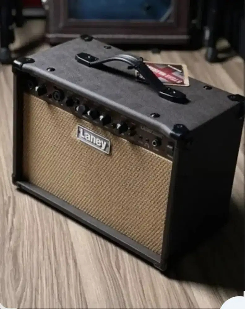 Laney LA30D, eks Hadiah