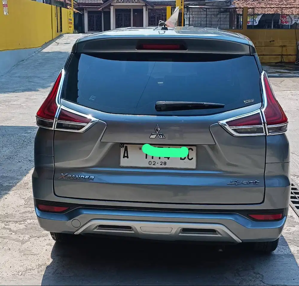 Xpander Sport Tangan Pertama