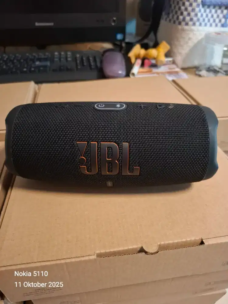 Speaker bluetooth jbl charges 5
