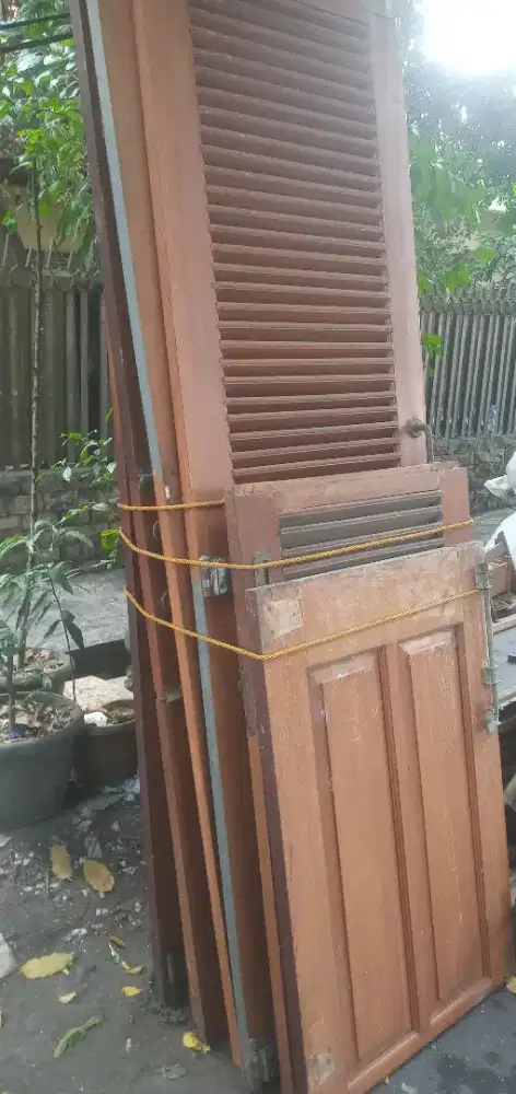 Pintu garasi sliding