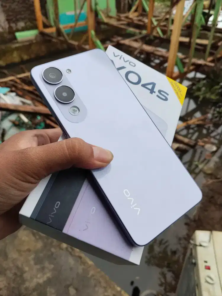 Vivo y04s 4gb 64gb super mulus