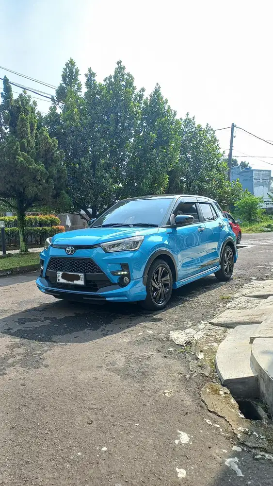 Fs : Harga Cash! Raize GR 1.0 Turbo 2021 Two Tone color, full ori cat!