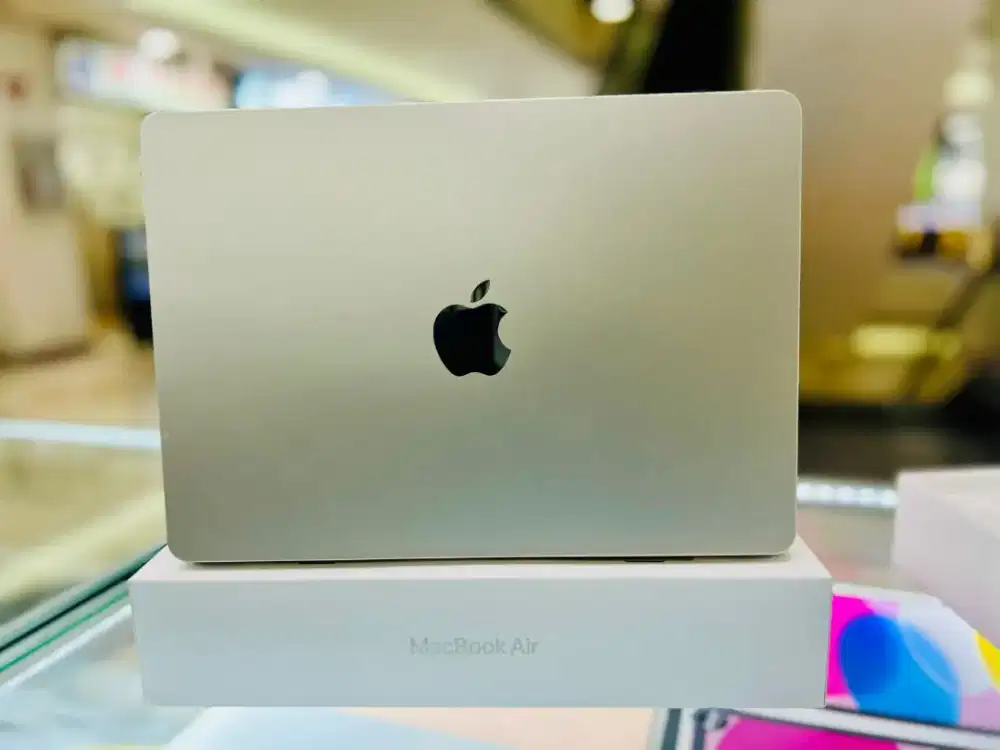Macbook Air Apple M3 MC8J4 ID/A Starlight 16/256GB iBox C16 BH98%