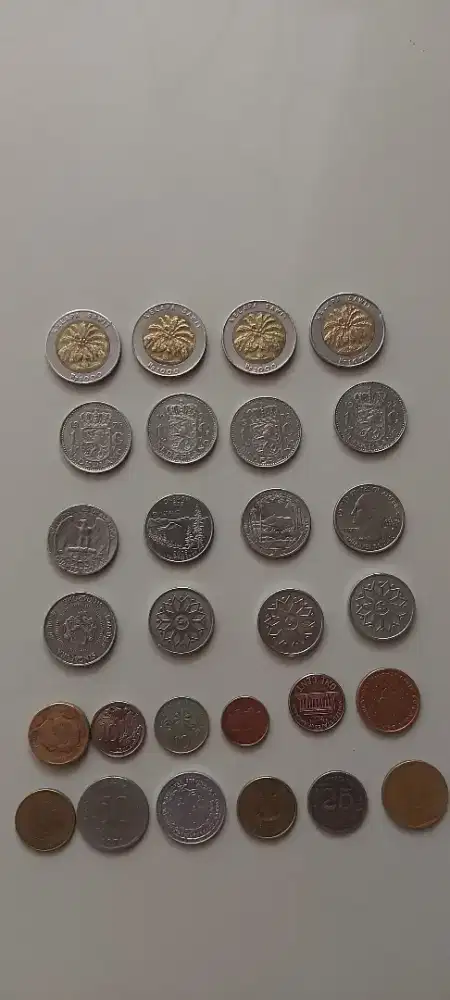 Dijual uang coin kuno dari bbrp negara