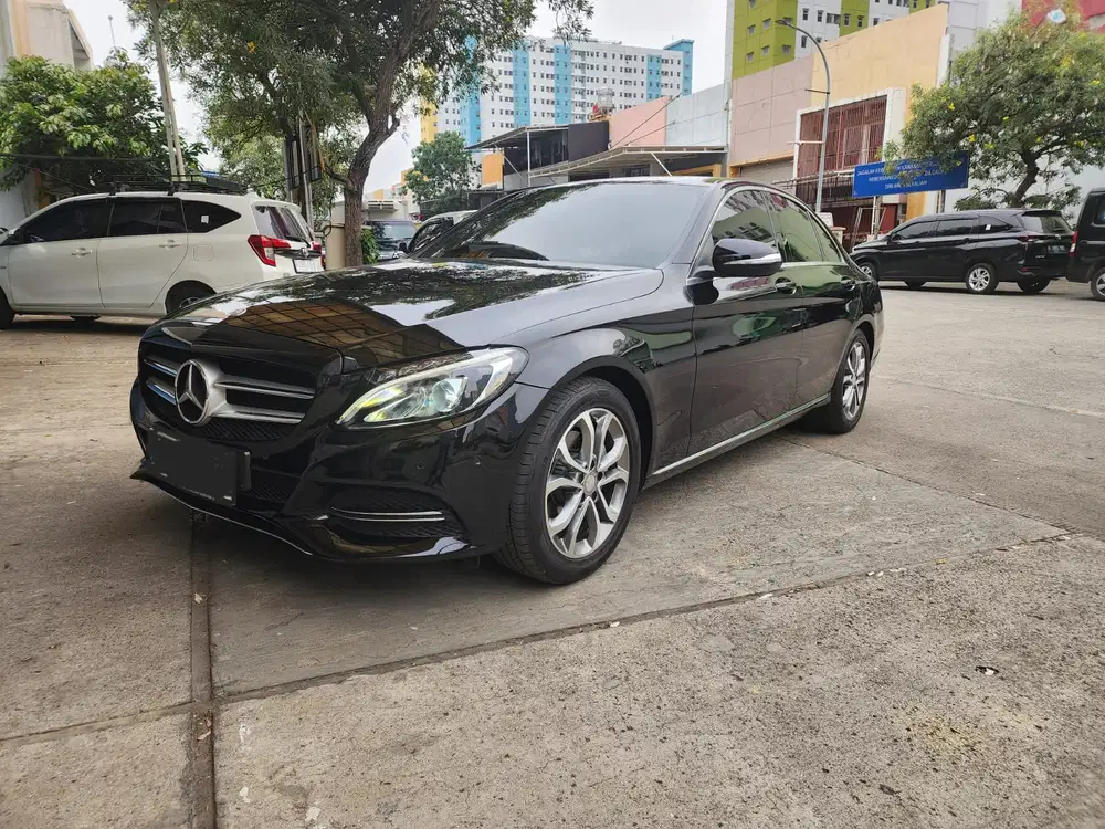 Mercedes-Benz C200 2014 Bensin