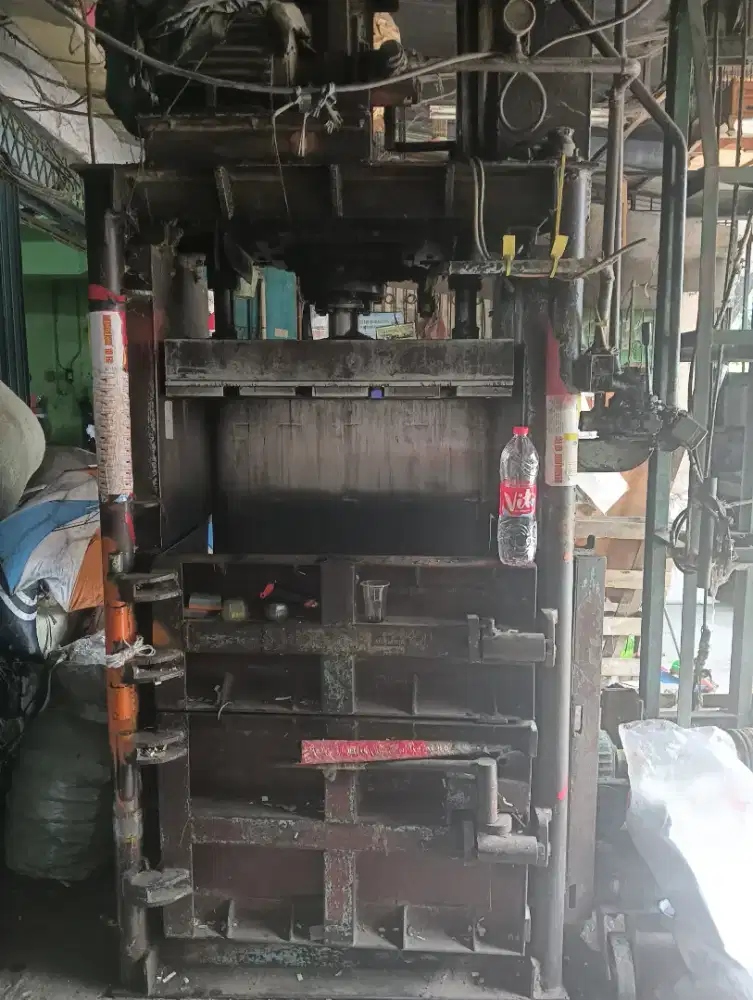 Jual Mesin Press Hidrolik Bekas