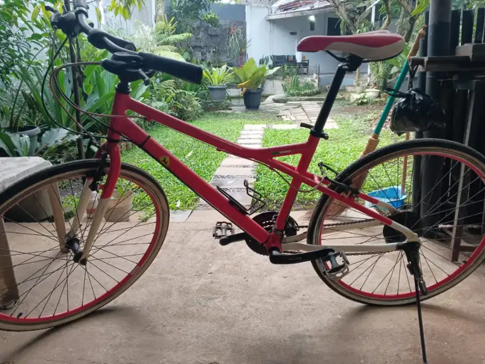 Sepeda Ferari Original