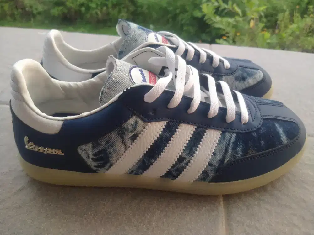 Adidas Vespa Samba sz 44