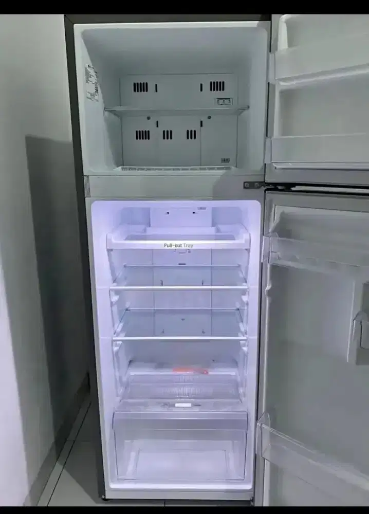 KULKAS LG 2 PINTU SMART INVERTER