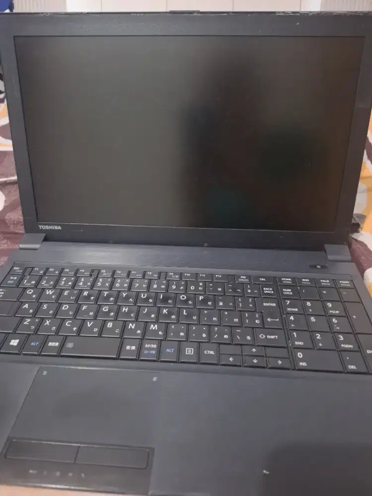 TOSHIBA DYNABOOK SATELITE B554