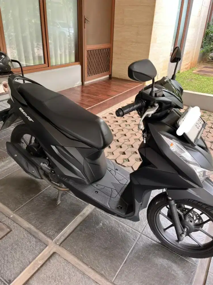 Honda Beat Deluxe Hitam 2024  (Low Kilometer)