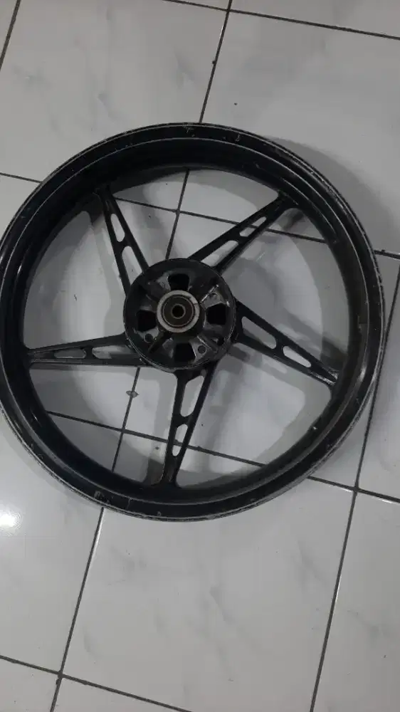 Velg belakang double disck motor yamaha jupiter mx thn 2011