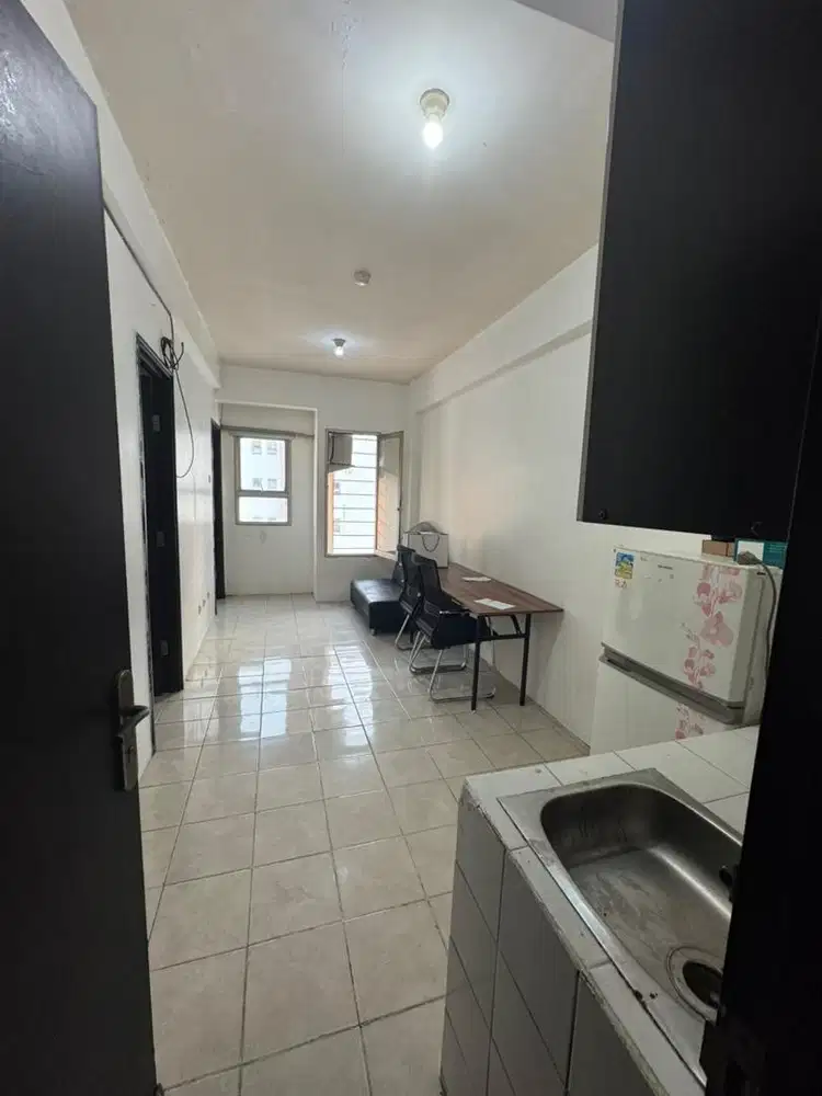 Di sewakan Apartemen menara latumenten Lantai 18 tower E