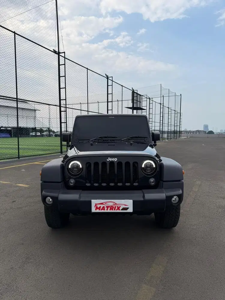 Jeep Rubicon 3.6At 2015 Nik14 Black Siap Pakai