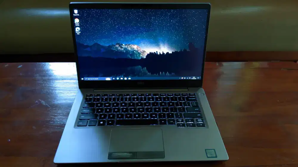 Laptop Dell Latitude 7400 i7 generasi 8