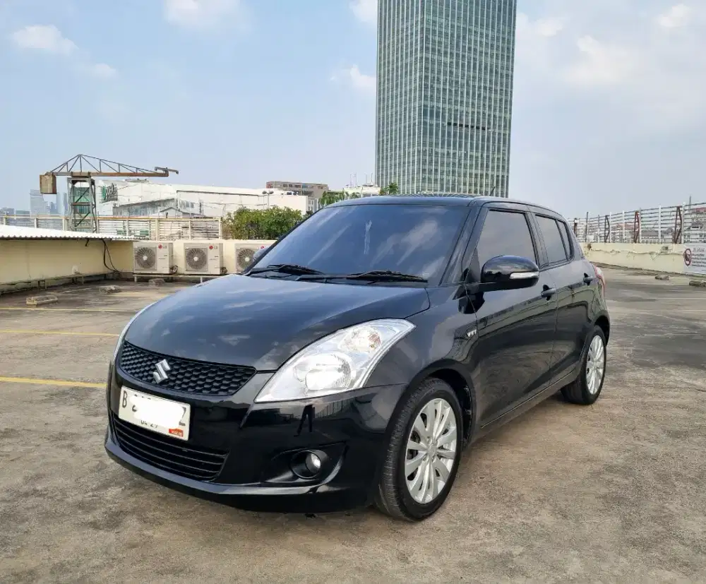 Suzuki SWIFT GX 1.4 AT 2013