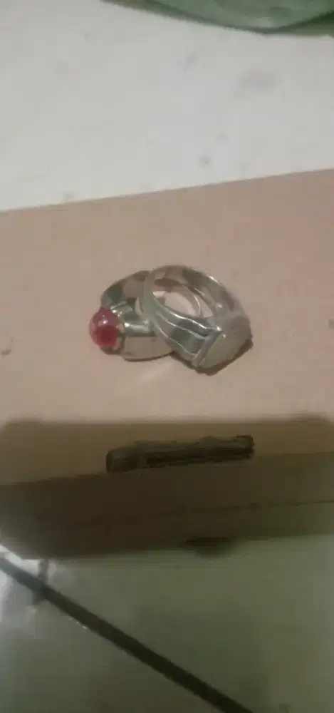 Cincin akik delima