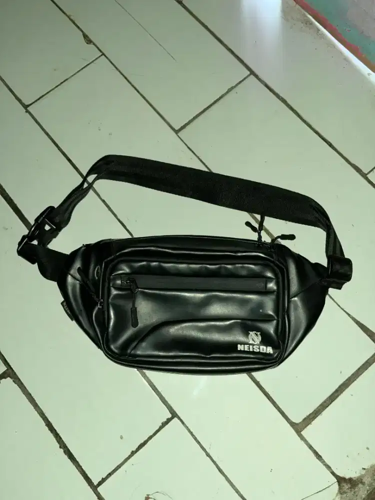 Tas Waterproof Neisda