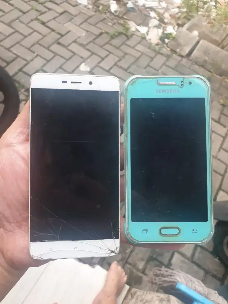 Samsung j1 ace + Redmi 4 prime matot spt pictt