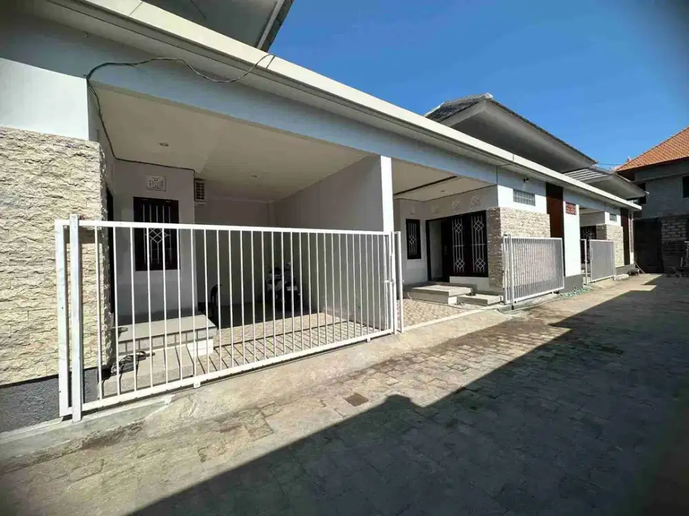 rumah mungil minimalis di area renon